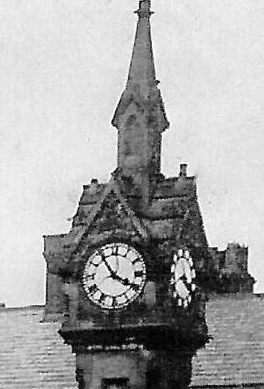 1910 close up of spire